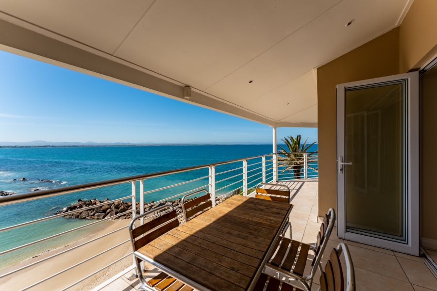 2 Bedroom Property for Sale in Port St Francis Eastern Cape